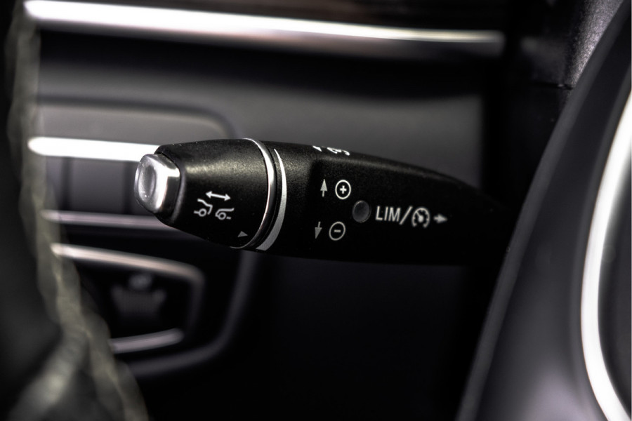 Mercedes-Benz V300 | 4Matic | XL | 5-Zits | MBux | LED | ILS | Burmester | 2x Elec Schuifdeur | 360° Camera | Navi | PDC | Climate |  Cruise | Euro 6