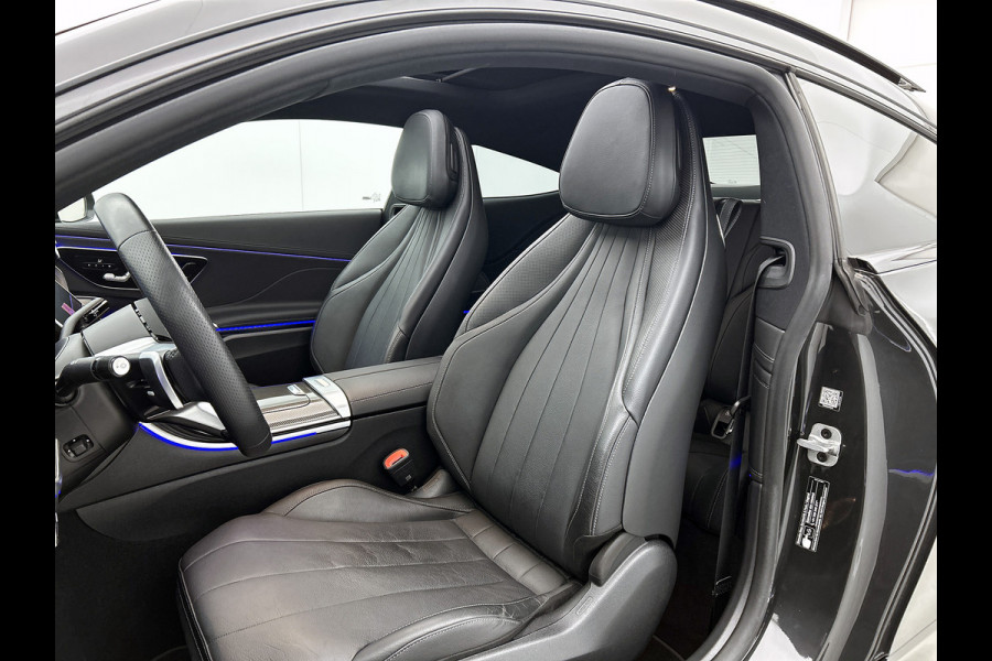 Mercedes-Benz CLE Coupé 200 AMG Line | Panoramadak |Multi spaaks Lichtmetalen velgen |"Night pakket | Parking support met camera achter |Haed-up display | Inclusief 24 maanden MB Certified garantie voor Europa.