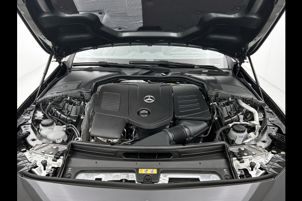 Mercedes-Benz CLE Coupé 200 AMG Line | Panoramadak |Multi spaaks Lichtmetalen velgen |"Night pakket | Parking support met camera achter |Haed-up display | Inclusief 24 maanden MB Certified garantie voor Europa.