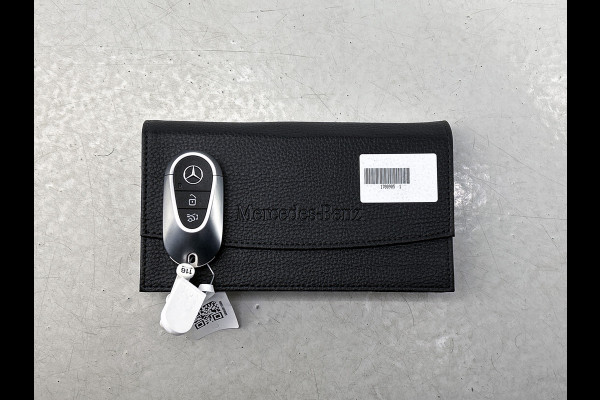 Mercedes-Benz CLE Coupé 200 AMG Line | Panoramadak |Multi spaaks Lichtmetalen velgen |"Night pakket | Parking support met camera achter |Haed-up display | Inclusief 24 maanden MB Certified garantie voor Europa.