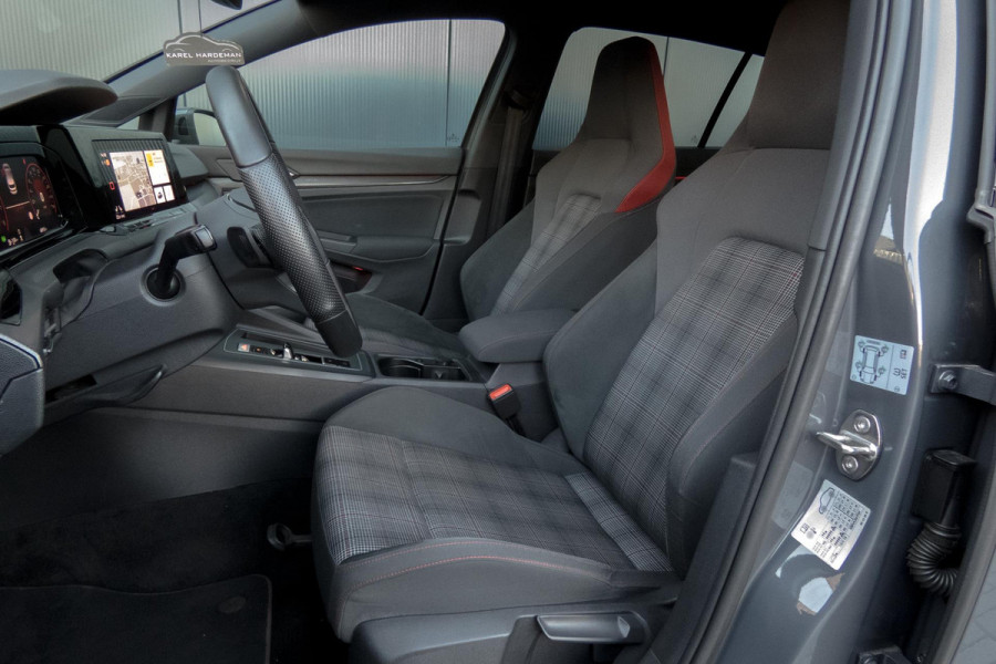 Volkswagen Golf 2.0 TSI GTI | DEALERONDERHOUDEN | STUURVERWARMING | HEAD UP DISPLAY | STOELVERWARMING