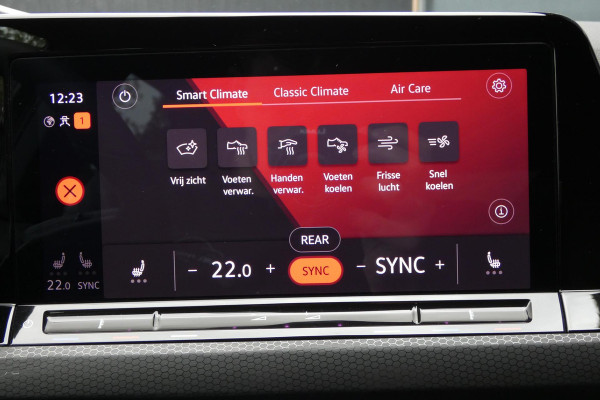 Volkswagen Golf 2.0 TSI GTI | DEALERONDERHOUDEN | STUURVERWARMING | HEAD UP DISPLAY | STOELVERWARMING
