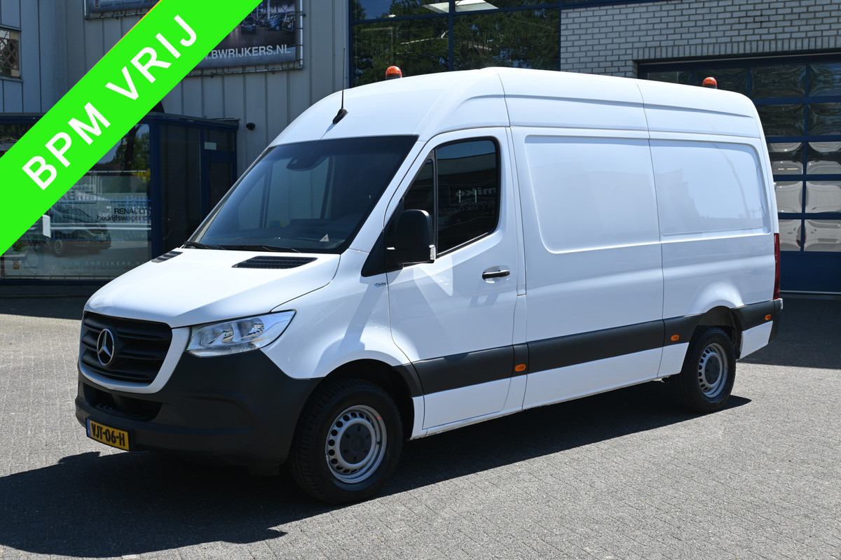 Mercedes-Benz Sprinter 315 CDI L2H2 3500 KG trekhaak, Navigatie met camera Mercedes-Benz Sprinter 315 CDI L2H2 3500 KG trekhaak, Navigatie met camera