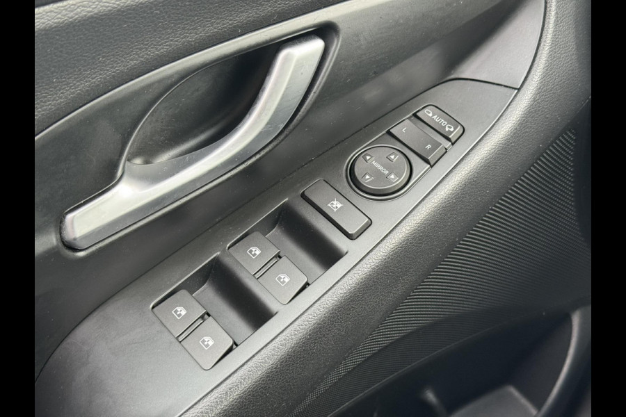 Hyundai i30 1.5 T-GDi MHEV Premium Sky Automaat Led Carplay Camera Navigatie Cruise