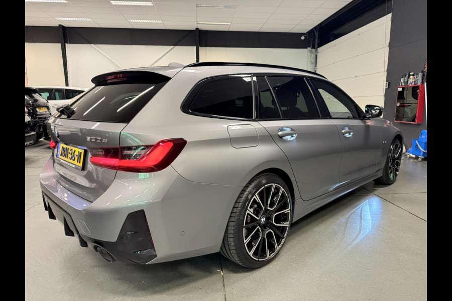 BMW 3 Serie Touring 330e M-SPORT BLACK-LINE 19'' PANO/V-COCPIT/DAB/CARPLAY/STOEL-M/LED/CAM///