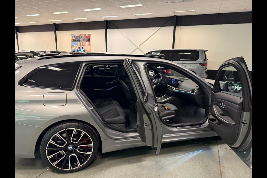BMW 3 Serie Touring 330e M-SPORT BLACK-LINE 19'' PANO/V-COCPIT/DAB/CARPLAY/STOEL-M/LED/CAM///