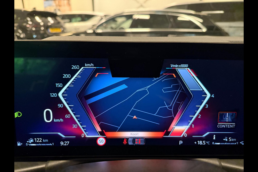BMW 3 Serie Touring 330e M-SPORT BLACK-LINE 19'' PANO/V-COCPIT/DAB/CARPLAY/STOEL-M/LED/CAM///