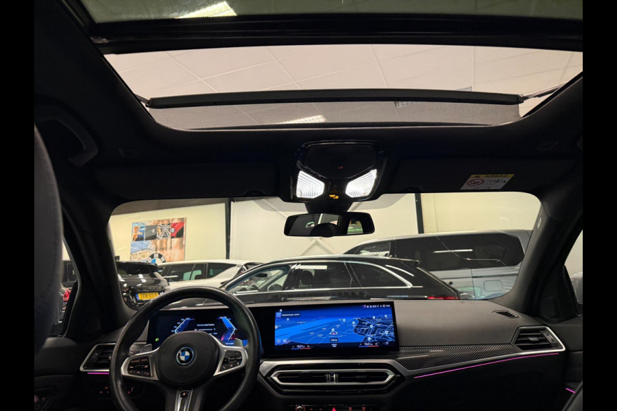 BMW 3 Serie Touring 330e M-SPORT BLACK-LINE 19'' PANO/V-COCPIT/DAB/CARPLAY/STOEL-M/LED/CAM///