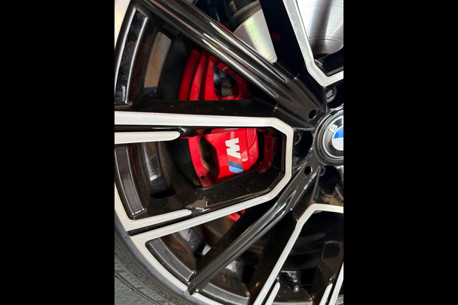 BMW 3 Serie Touring 330e M-SPORT BLACK-LINE 19'' PANO/V-COCPIT/DAB/CARPLAY/STOEL-M/LED/CAM///
