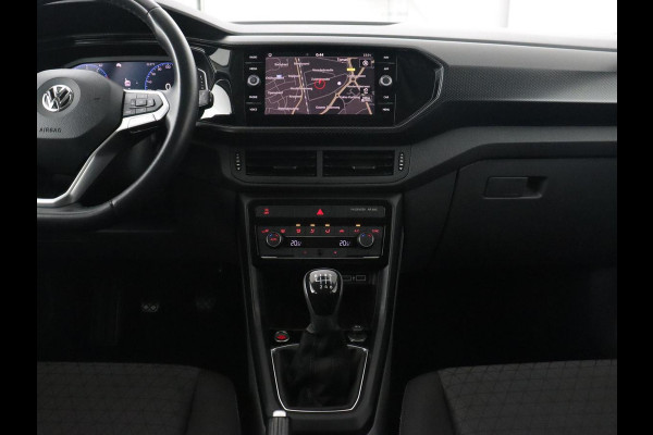 Volkswagen T-Cross 1.0 TSI Life | Carplay | Navigatie | Keyless | Virtual Cockpit | Climate control | Adaptive cruise | Dodehoek detectie | Getint glas