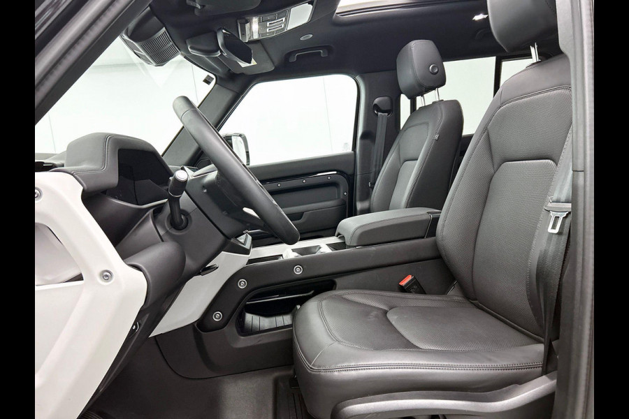 Land Rover Defender 3.0 D300 110 X-Dynamic SE