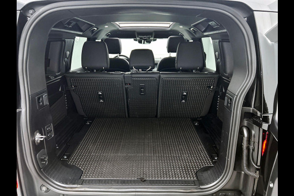 Land Rover Defender 3.0 D300 110 X-Dynamic SE