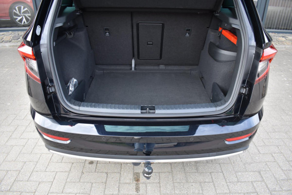 Škoda Karoq 1.5 TSI ACT Sportline | TREKHAAK | CAMERA | NAP | VIRTUAL COCKPIT | APPLE CARPLAY | ANDROID AUTO | DEALER ONDERHOUDEN