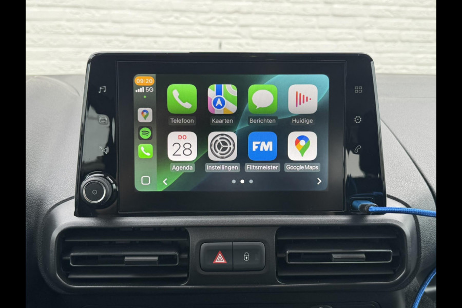Citroën Berlingo 1.2 PureTech Trekhaak Navigatie Cruise Carplay Parkeersensoren Airco