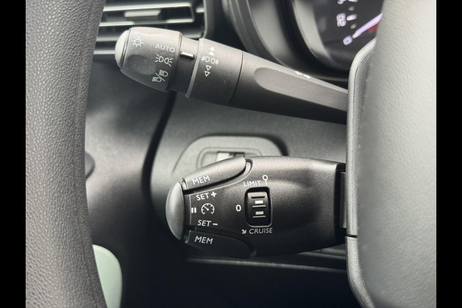 Citroën Berlingo 1.2 PureTech Trekhaak Navigatie Cruise Carplay Parkeersensoren Airco