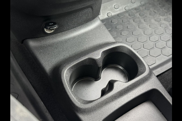Citroën Berlingo 1.2 PureTech Trekhaak Navigatie Cruise Carplay Parkeersensoren Airco