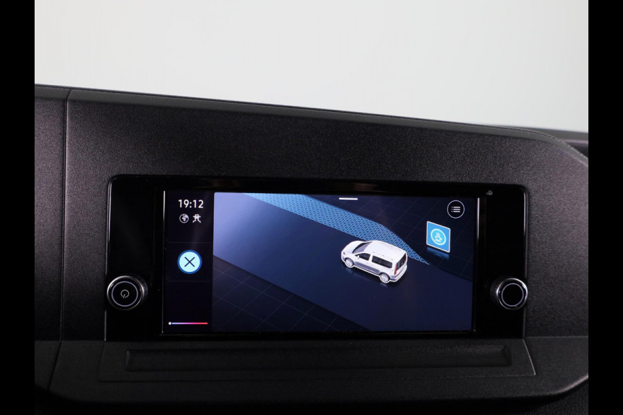 Volkswagen Caddy Cargo 2.0 TDI Comfort 75 pk | Navigatie via App | Trekhaak | Parkeersensoren achter | Cruise control | Apple Carplay/Android Auto |