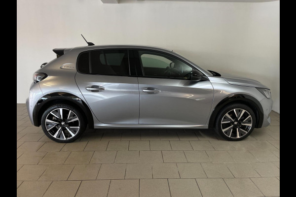 Peugeot 208 1.2 PureTech GT-Line 130PK AUTOMAAT AIRCO CLIMA NAVI CRUISE APPLE CARPLAY LED VELGEN NIEUWSTAAT