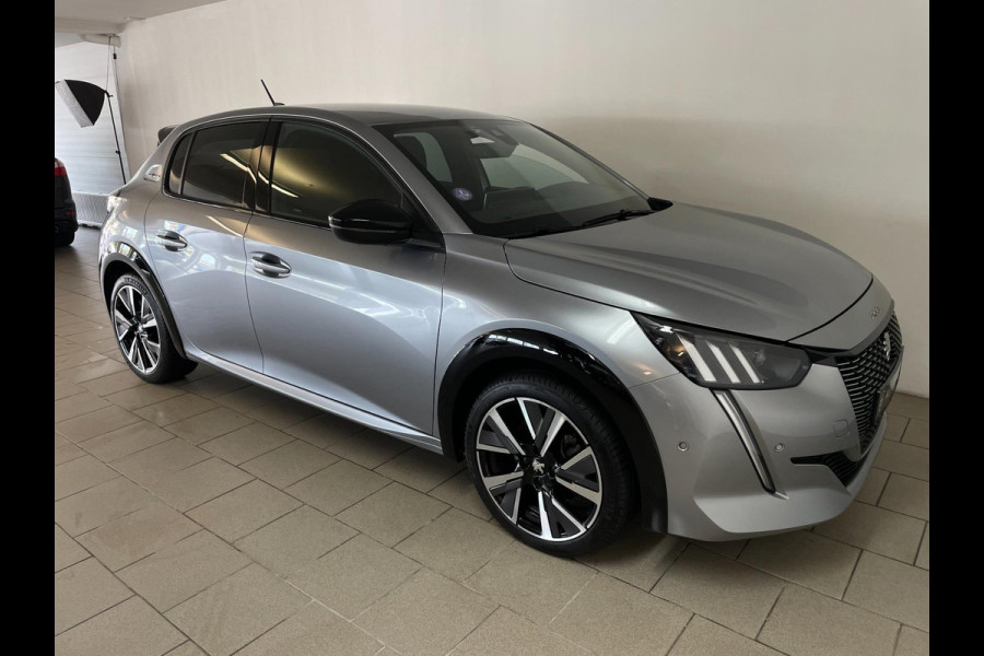 Peugeot 208 1.2 PureTech GT-Line 130PK AUTOMAAT AIRCO CLIMA NAVI CRUISE APPLE CARPLAY LED VELGEN NIEUWSTAAT