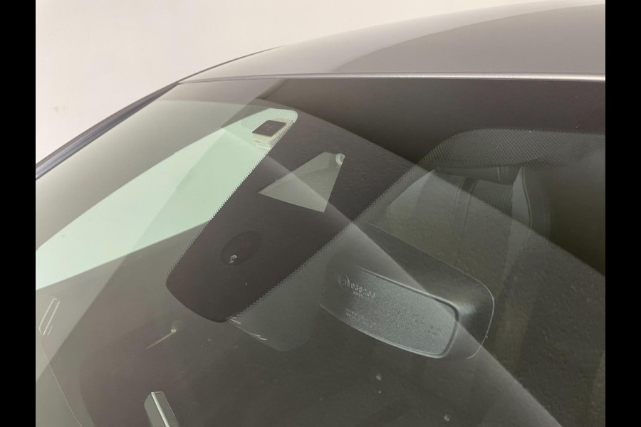 Peugeot 208 1.2 PureTech GT-Line 130PK AUTOMAAT AIRCO CLIMA NAVI CRUISE APPLE CARPLAY LED VELGEN NIEUWSTAAT