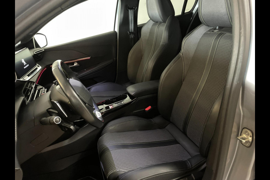 Peugeot 208 1.2 PureTech GT-Line 130PK AUTOMAAT AIRCO CLIMA NAVI CRUISE APPLE CARPLAY LED VELGEN NIEUWSTAAT