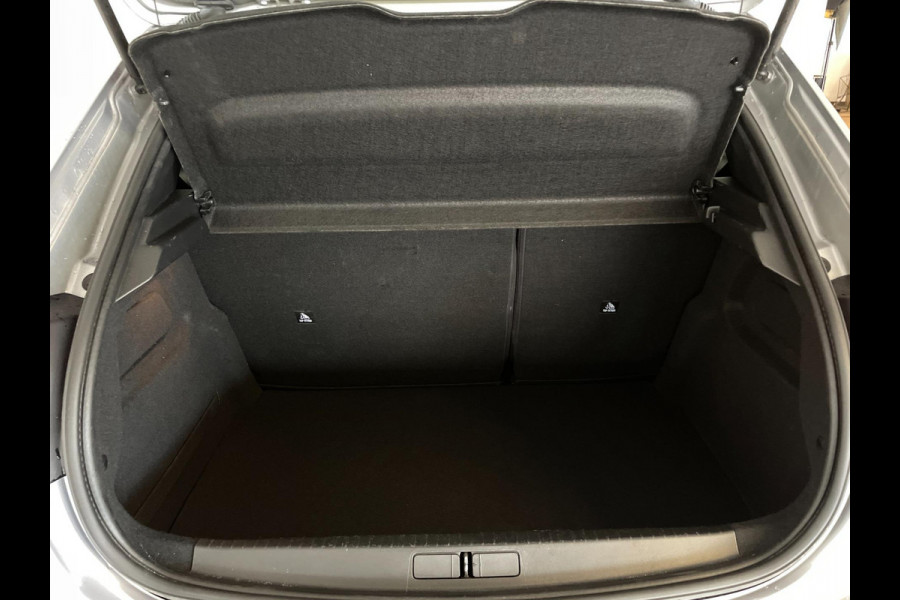Peugeot 208 1.2 PureTech GT-Line 130PK AUTOMAAT AIRCO CLIMA NAVI CRUISE APPLE CARPLAY LED VELGEN NIEUWSTAAT