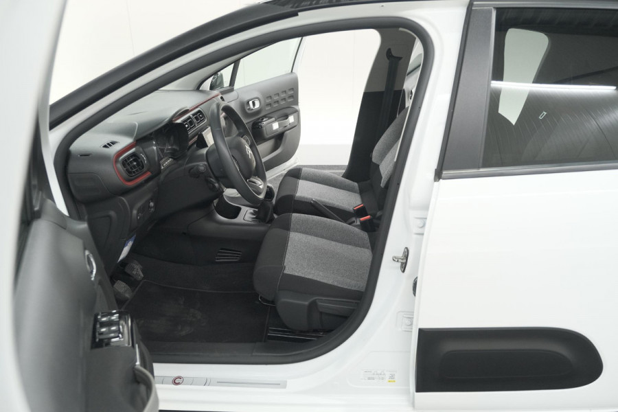 Citroën C3 PureTech 82 C-Series | Parkeersensoren | Navigatie | Climate Control | Apple Carplay