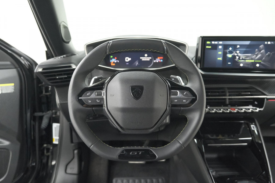 Peugeot 2008 PureTech 130 EAT8 GT | 360 Camera | Stoelmassage | Adaptieve Cruise Control | Dodehoekdetectie