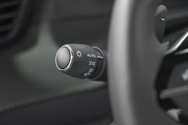 Peugeot 2008 PureTech 130 EAT8 GT | 360 Camera | Stoelmassage | Adaptieve Cruise Control | Dodehoekdetectie