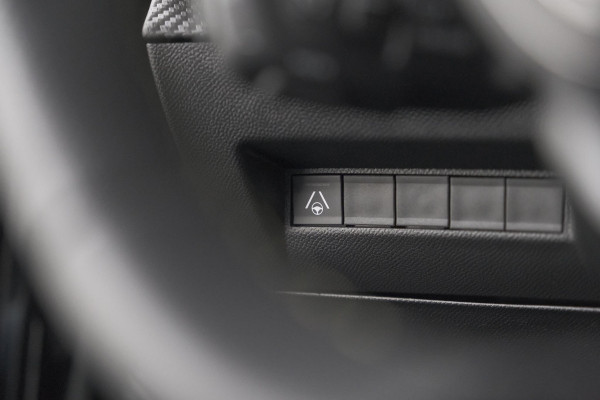 Peugeot 2008 PureTech 130 EAT8 GT | 360 Camera | Stoelmassage | Adaptieve Cruise Control | Dodehoekdetectie