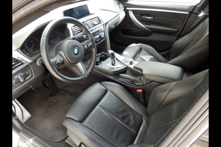 BMW 4 Serie Gran Coupe 430i High Exec. | M-pakket | H.U.D. | Leder | BMW Led |