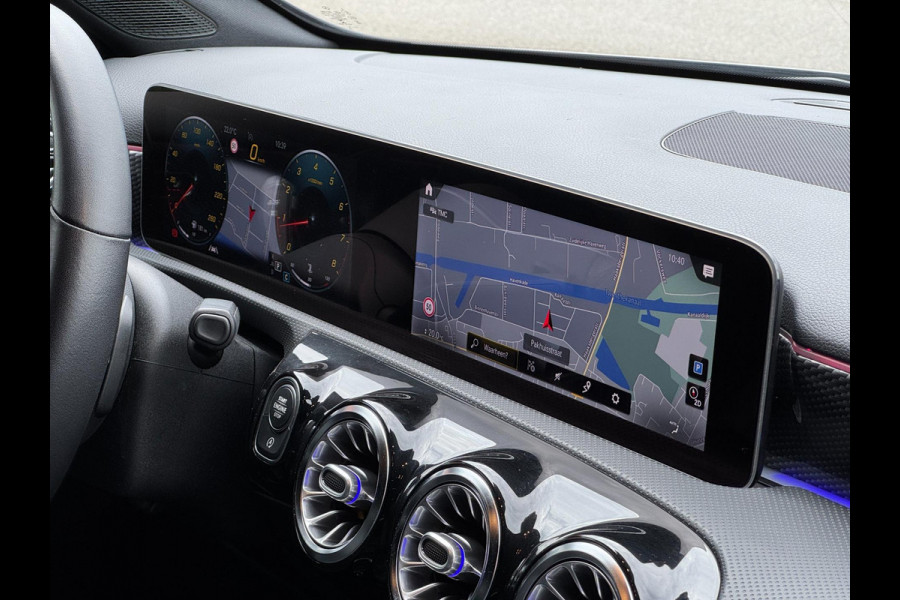 Mercedes-Benz A200 AUT LED Sfeer Camera Leder Widescreen PDC
