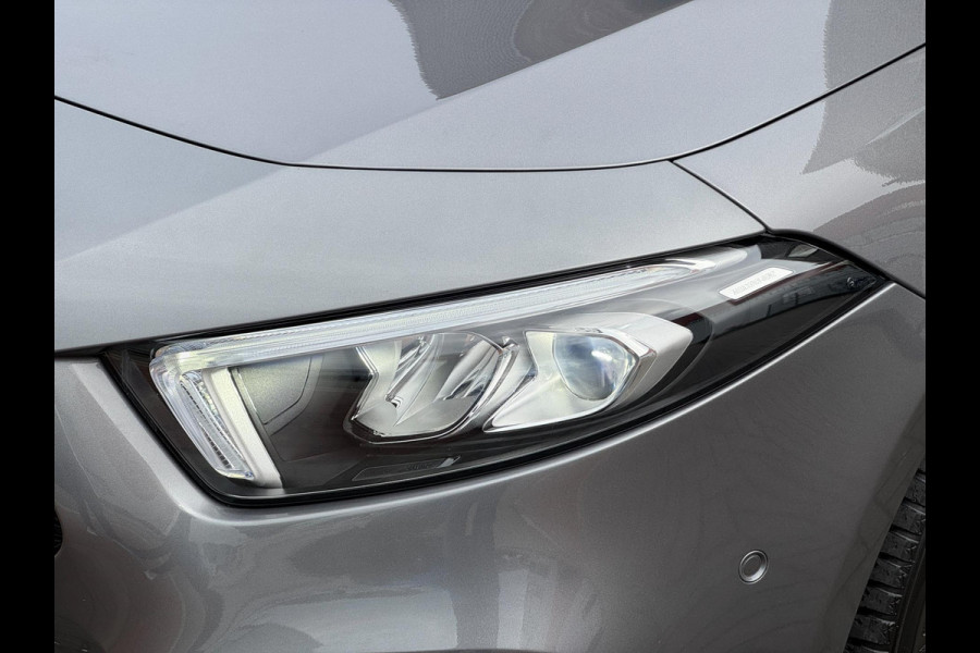 Mercedes-Benz A200 AUT LED Sfeer Camera Leder Widescreen PDC