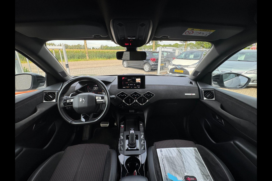 DS DS 3 Crossback 1.2 PureTech Business AUTOMAAT / PDC / CARPLAY / CRUISE CONTROL / ZEER FRAAI DESIGN / ECC / LMV