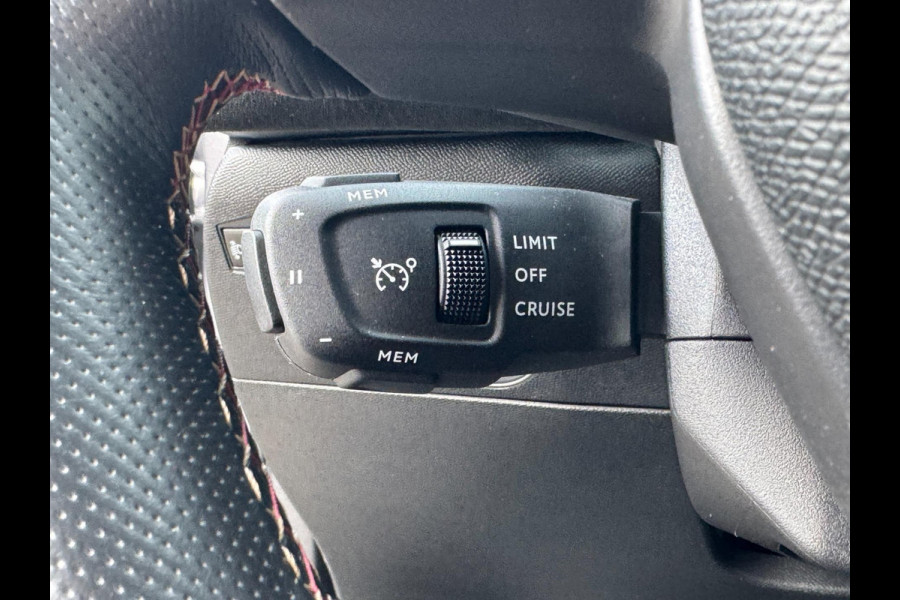 DS DS 3 Crossback 1.2 PureTech Business AUTOMAAT / PDC / CARPLAY / CRUISE CONTROL / ZEER FRAAI DESIGN / ECC / LMV
