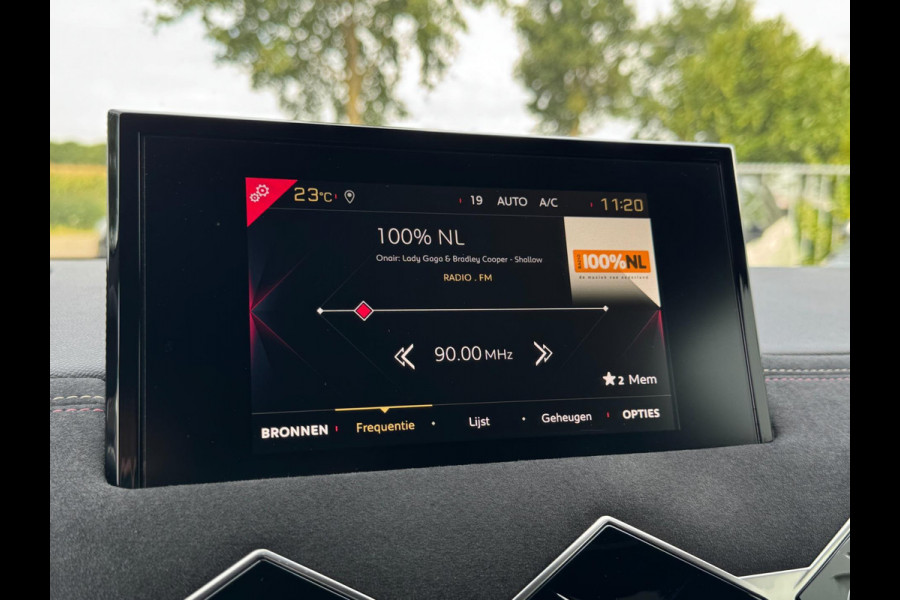 DS DS 3 Crossback 1.2 PureTech Business AUTOMAAT / PDC / CARPLAY / CRUISE CONTROL / ZEER FRAAI DESIGN / ECC / LMV