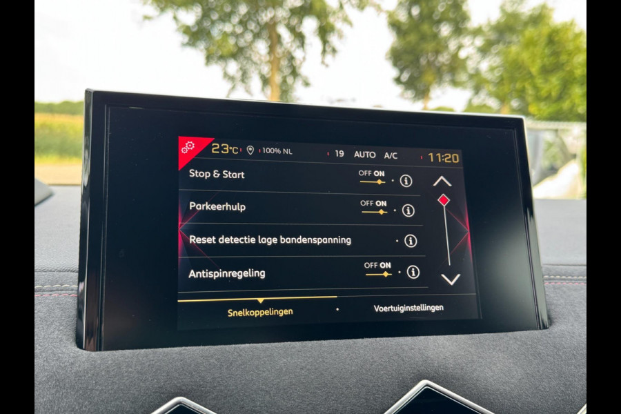 DS DS 3 Crossback 1.2 PureTech Business AUTOMAAT / PDC / CARPLAY / CRUISE CONTROL / ZEER FRAAI DESIGN / ECC / LMV
