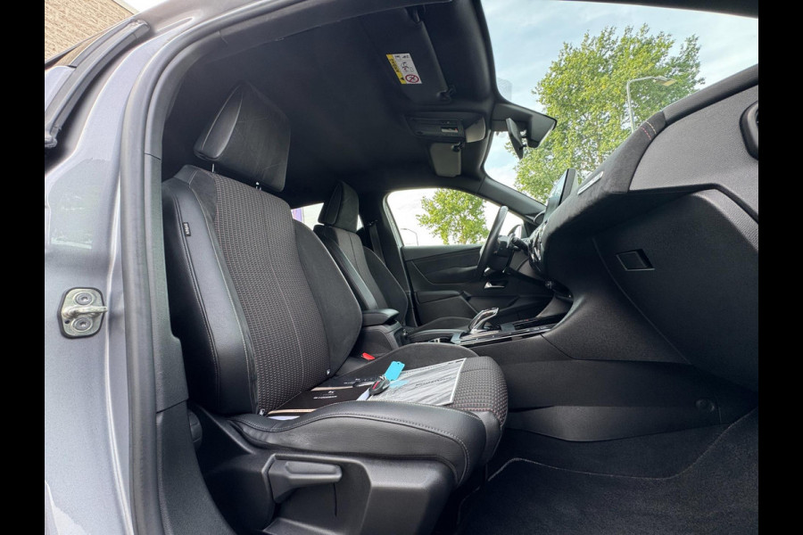 DS DS 3 Crossback 1.2 PureTech Business AUTOMAAT / PDC / CARPLAY / CRUISE CONTROL / ZEER FRAAI DESIGN / ECC / LMV