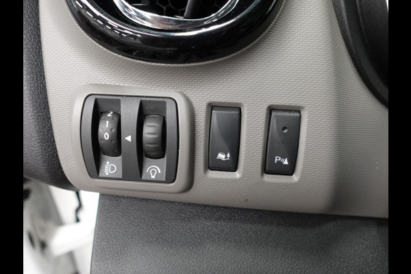 Renault Trafic 1.6 dCi T27 L1H1 Comfort Airco Imperiaal Trekhaak Cruise Control HANDEL/EXPORT