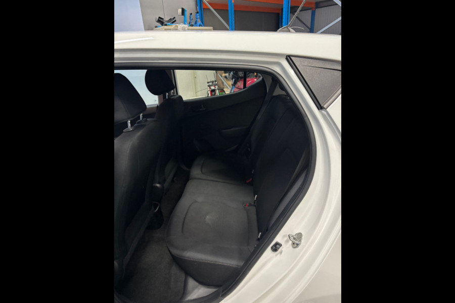 Hyundai i10 1.0i i-Motion Airco 5-deurs