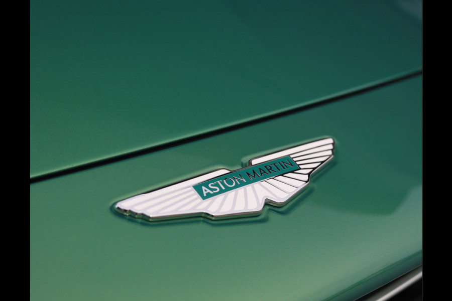 Aston Martin DB12 4.0 V8 | Iridiscent Emerald - Oxford Tan