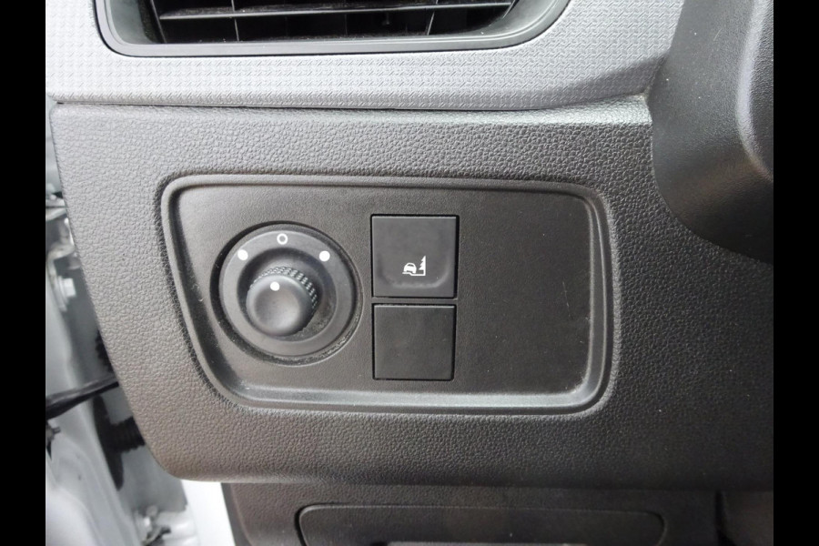 Renault Express 1.5 dCi 50 x VOORRAAD EU6 GROOT NAVI AIRCO CRUISE CONTROL PDC