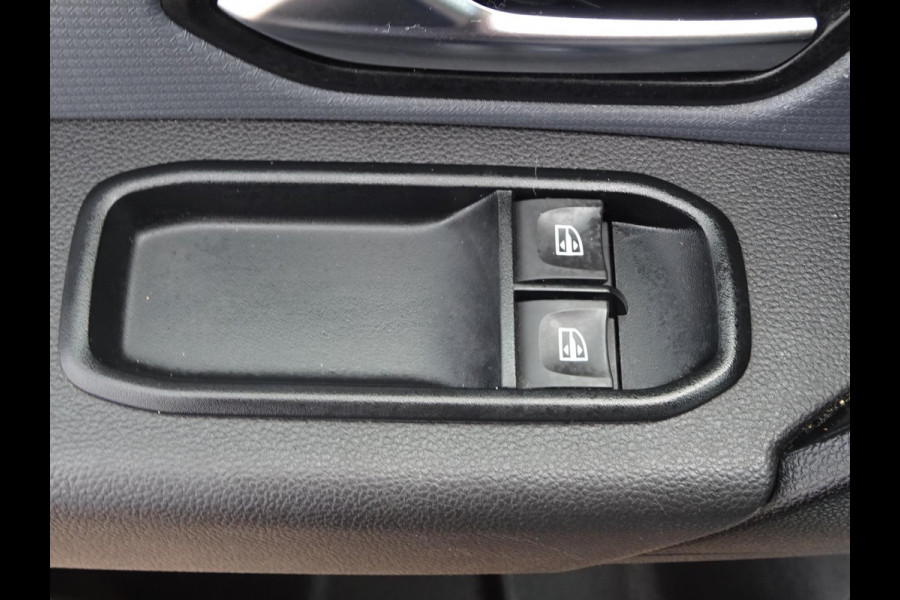Renault Express 1.5 dCi 50 x VOORRAAD EU6 GROOT NAVI AIRCO CRUISE CONTROL PDC