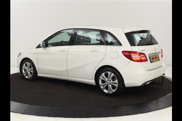 Mercedes-Benz B-Klasse 180 Ambition | Trekhaak | Half leder | Navigatie | Park Assist | Full LED | Bluetooth | Cruise control | Airco | 17'' lichtmetalen velgen