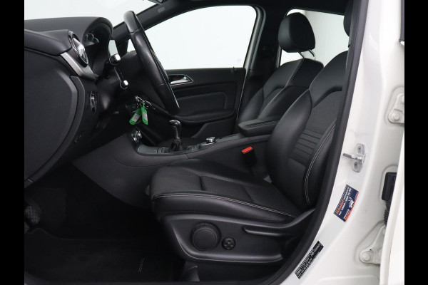 Mercedes-Benz B-Klasse 180 Ambition | Trekhaak | Half leder | Navigatie | Park Assist | Full LED | Bluetooth | Cruise control | Airco | 17'' lichtmetalen velgen