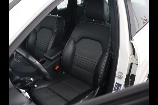 Mercedes-Benz B-Klasse 180 Ambition | Trekhaak | Half leder | Navigatie | Park Assist | Full LED | Bluetooth | Cruise control | Airco | 17'' lichtmetalen velgen
