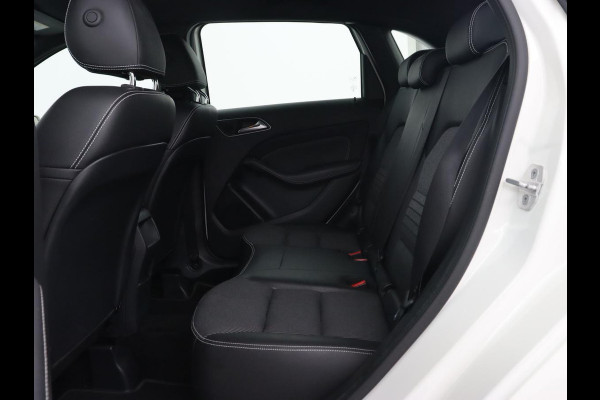 Mercedes-Benz B-Klasse 180 Ambition | Trekhaak | Half leder | Navigatie | Park Assist | Full LED | Bluetooth | Cruise control | Airco | 17'' lichtmetalen velgen