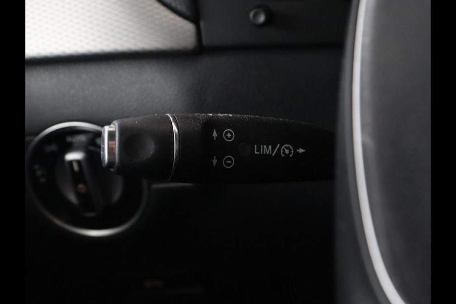 Mercedes-Benz B-Klasse 180 Ambition | Trekhaak | Half leder | Navigatie | Park Assist | Full LED | Bluetooth | Cruise control | Airco | 17'' lichtmetalen velgen