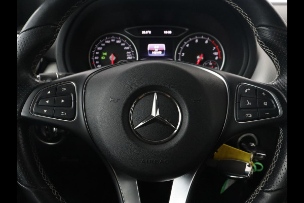 Mercedes-Benz B-Klasse 180 Ambition | Trekhaak | Half leder | Navigatie | Park Assist | Full LED | Bluetooth | Cruise control | Airco | 17'' lichtmetalen velgen