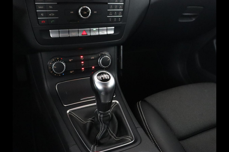 Mercedes-Benz B-Klasse 180 Ambition | Trekhaak | Half leder | Navigatie | Park Assist | Full LED | Bluetooth | Cruise control | Airco | 17'' lichtmetalen velgen